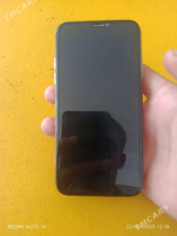 Iphone x s - Дянев - img 1