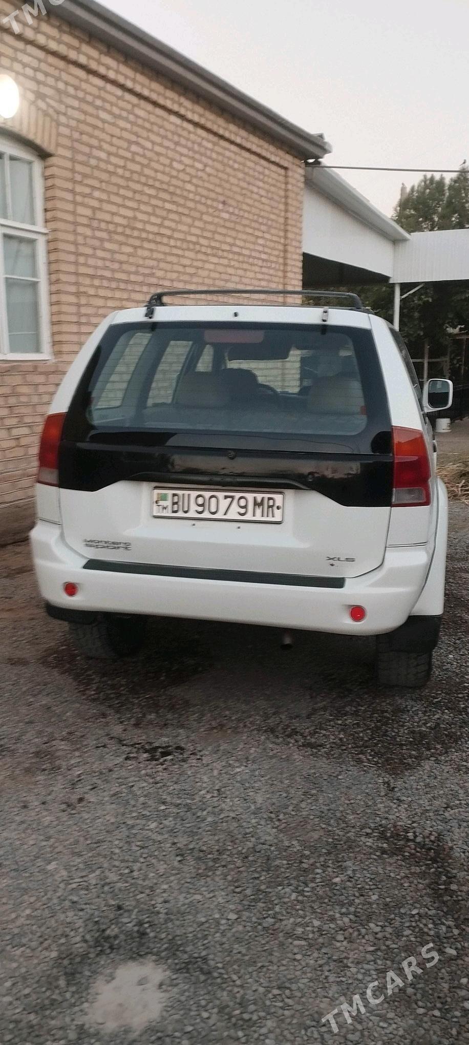 Mitsubishi Montero 1998 - 70 000 TMT - Мары - img 2