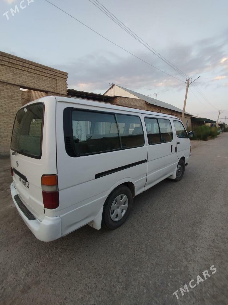 Toyota Hiace 2002 - 130 000 TMT - Sakar - img 8