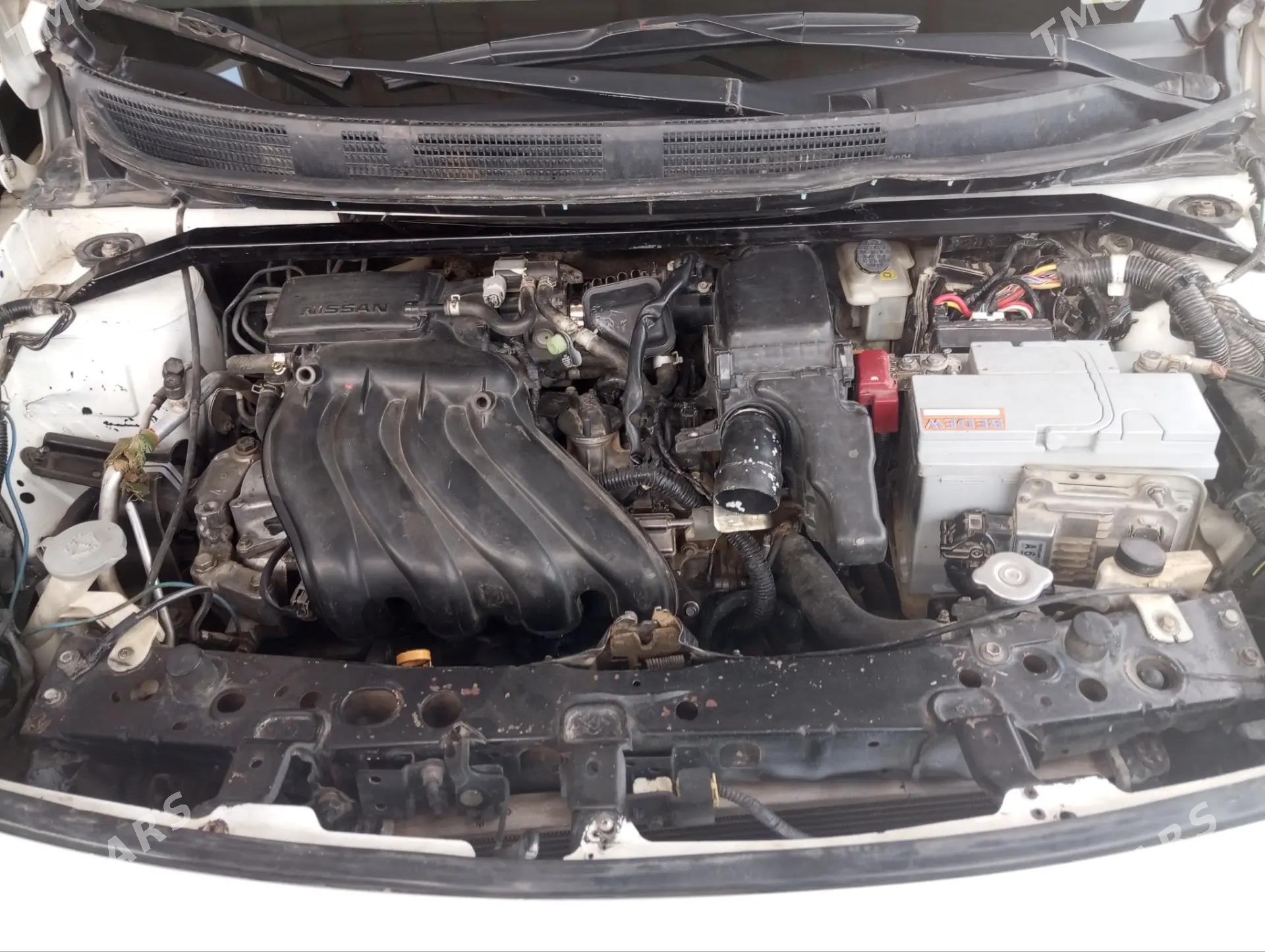 Nissan Versa 2012 - 95 000 TMT - Байрамали - img 2