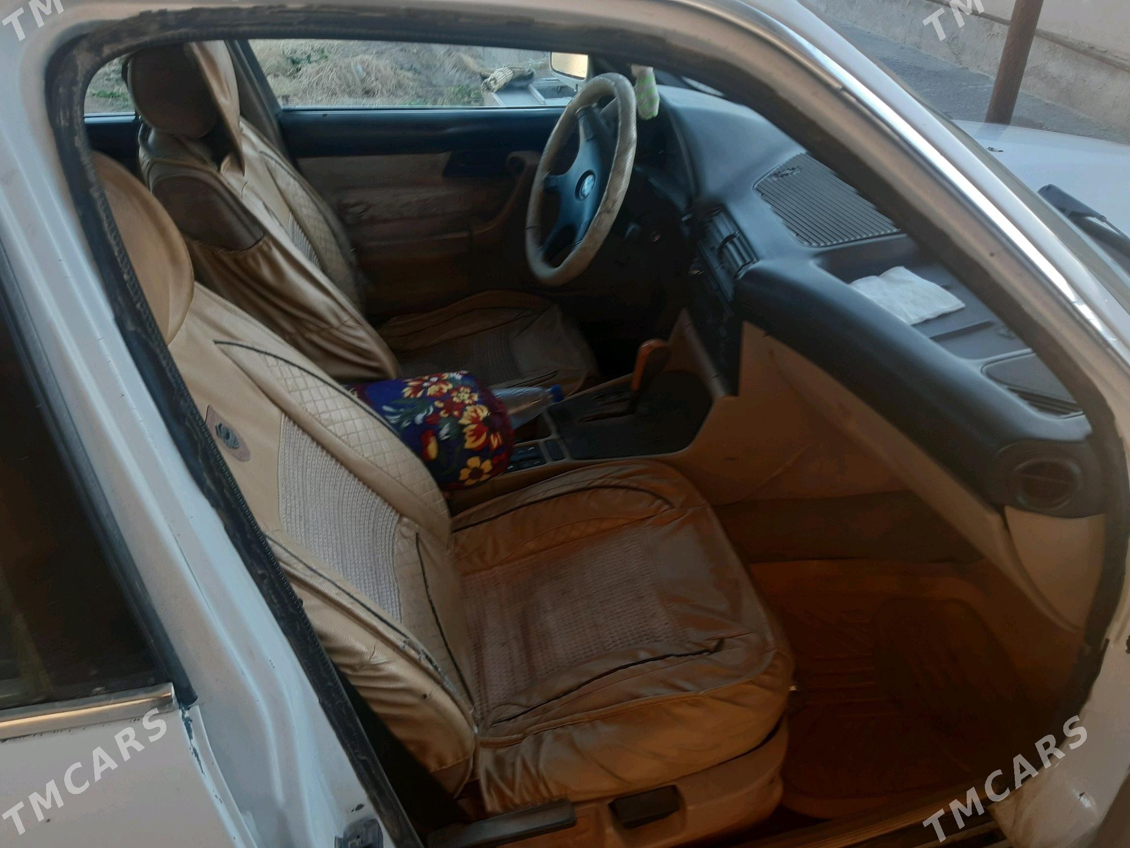 BMW 520 1991 - 25 000 TMT - Газаджак - img 5