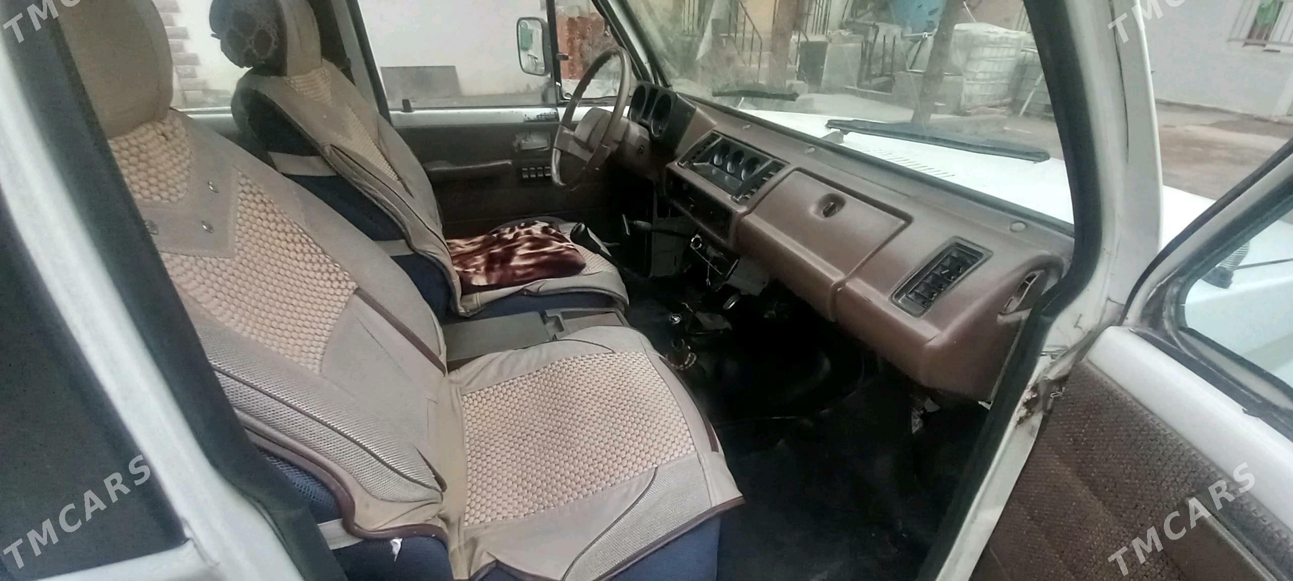 Isuzu Trooper 1991 - 40 000 TMT - Гызыларбат - img 5