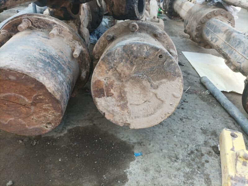 DOSSAN CATARPILLER MOSTLAR 10 000 TMT - Aşgabat - img 4