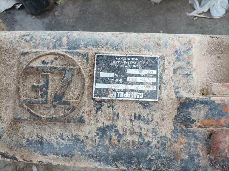 DOSSAN CATARPILLER MOSTLAR 10 000 TMT - Aşgabat - img 1