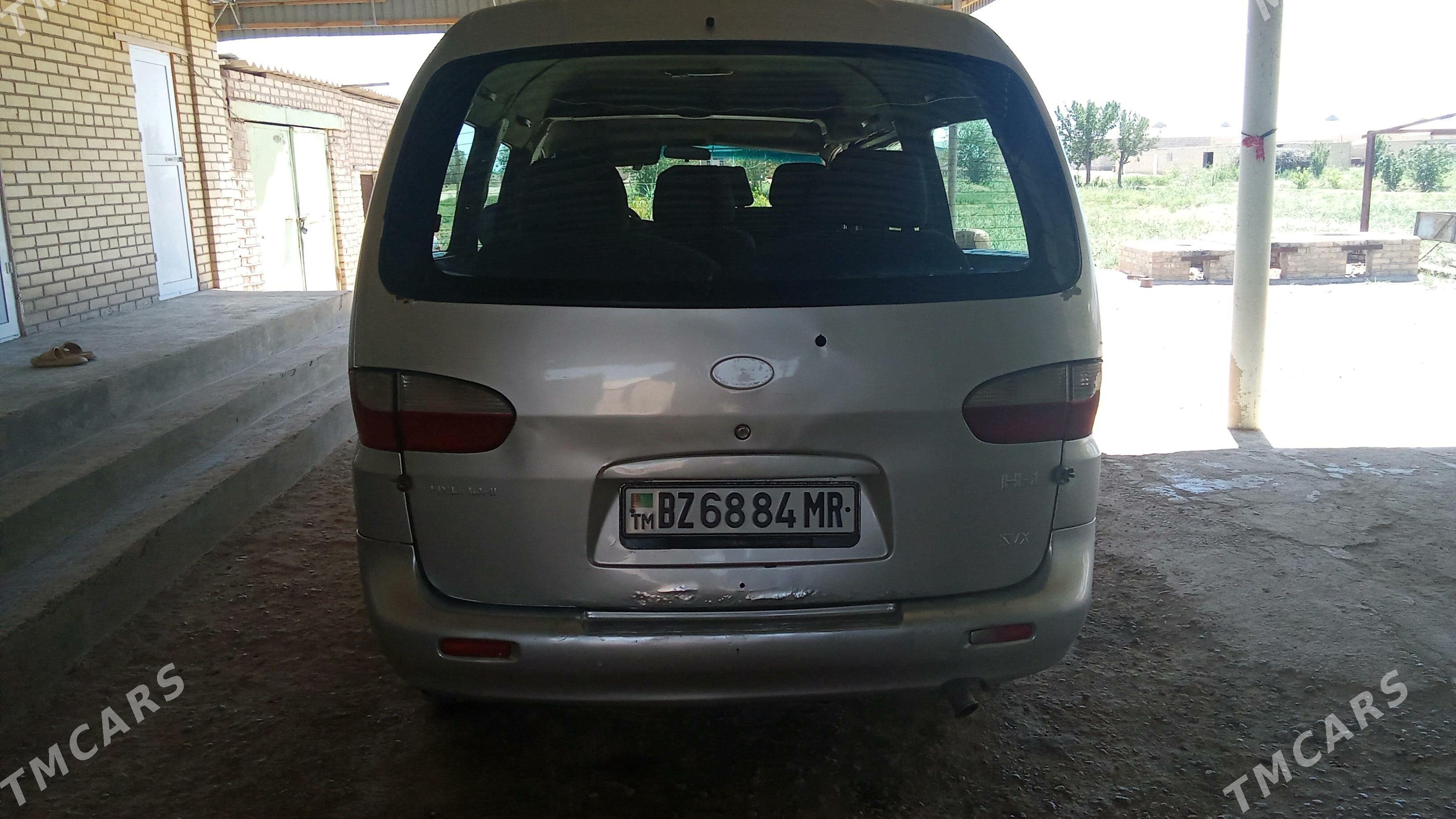 Toyota Hiace 2001 - 60 000 TMT - Baýramaly - img 3