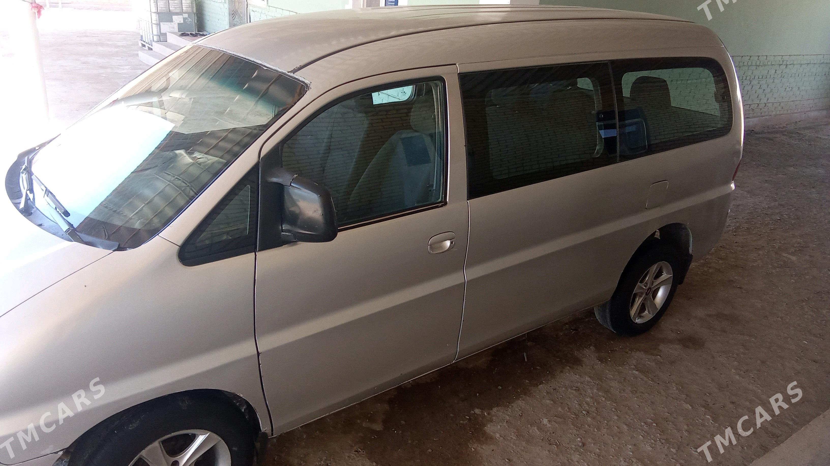 Toyota Hiace 2001 - 60 000 TMT - Baýramaly - img 5