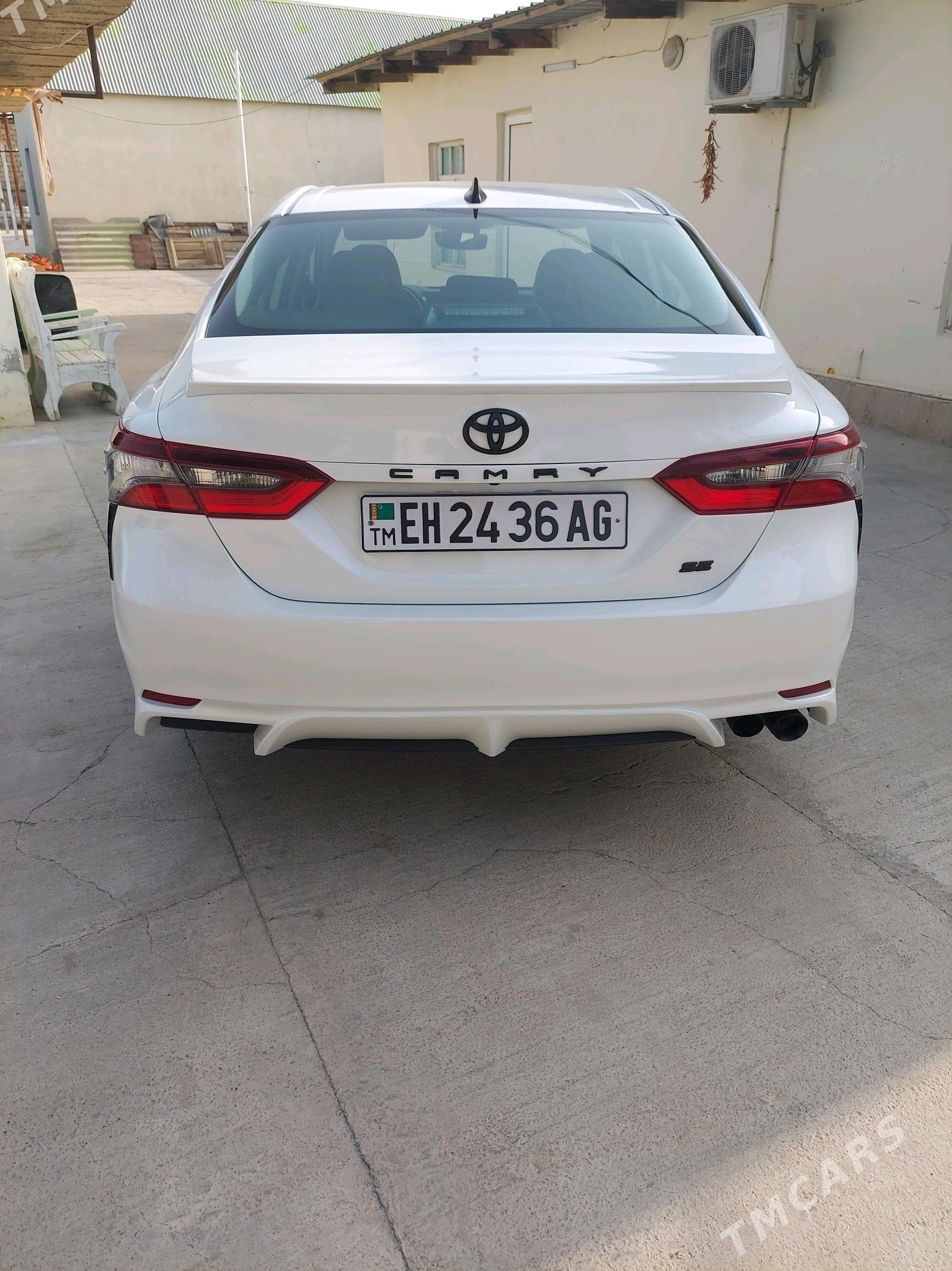 Toyota Camry 2022 - 290 000 TMT - Büzmeýin - img 5