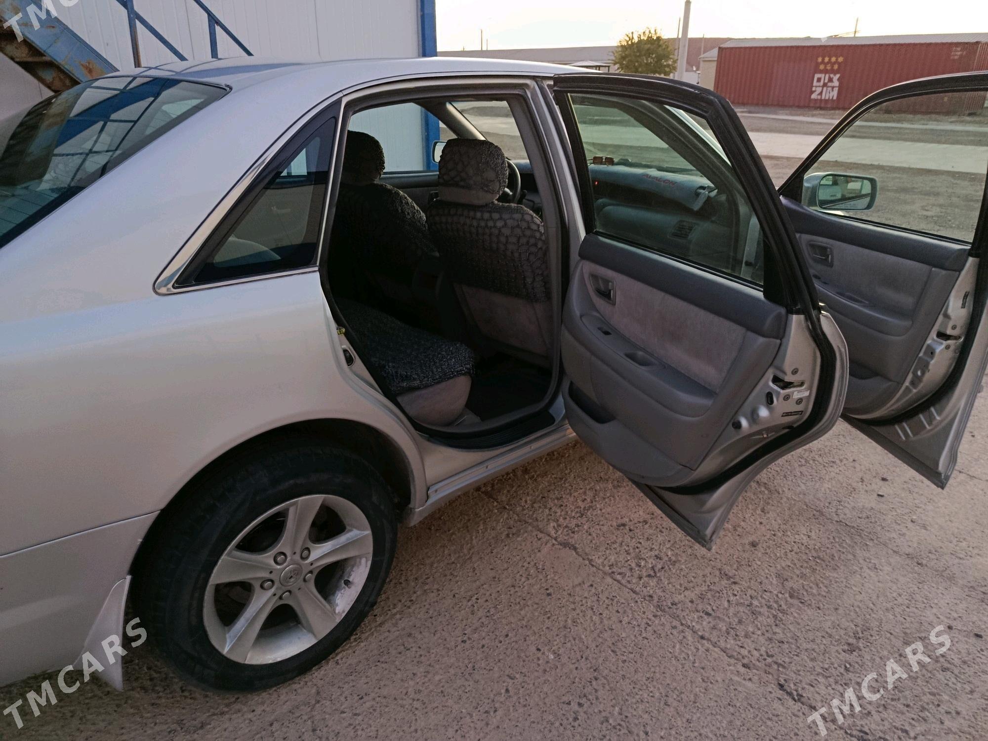 Toyota Avalon 2004 - 160 000 TMT - Керки - img 6