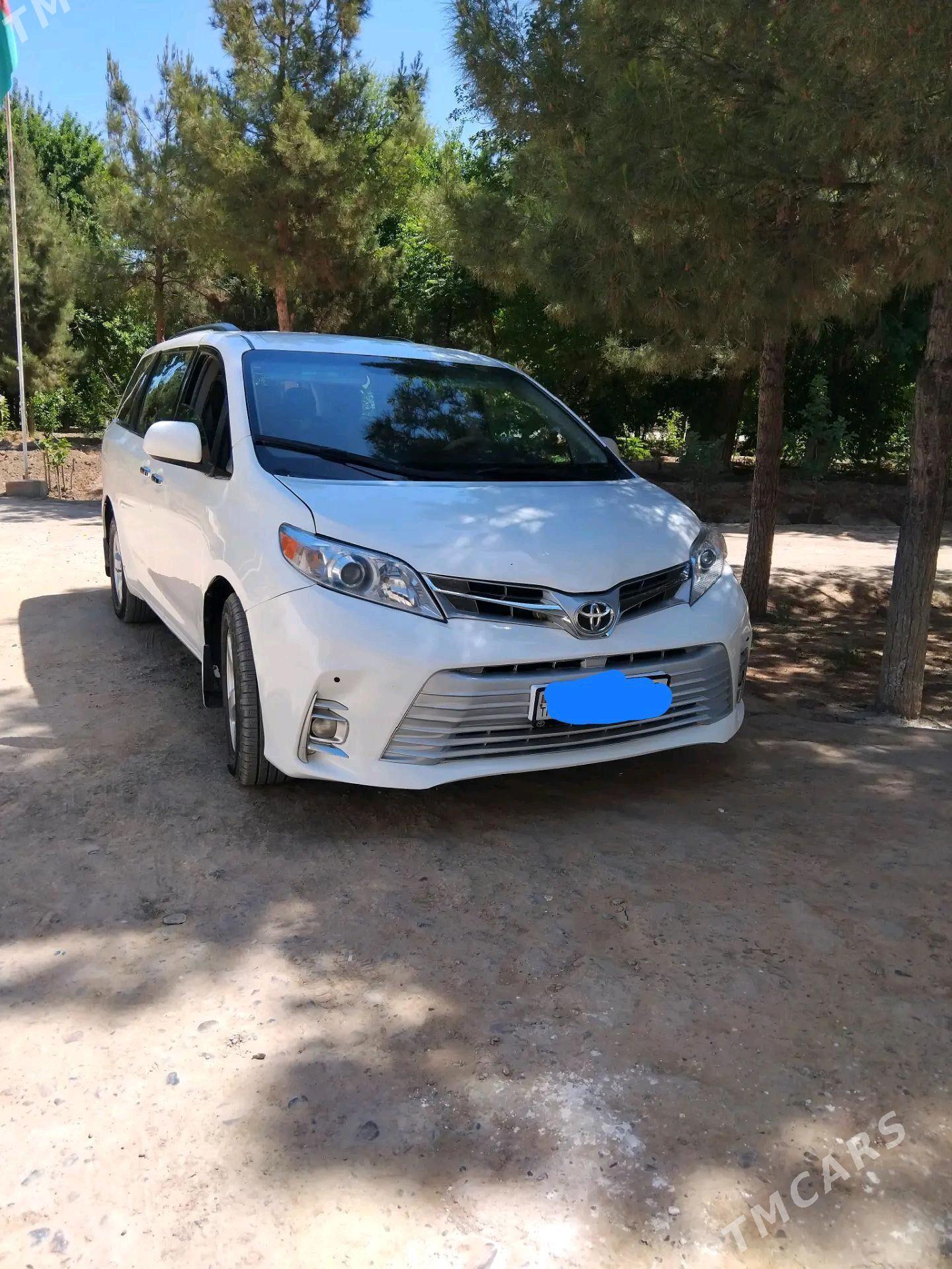 Toyota Sienna 2011 - 275 000 TMT - Mary - img 1