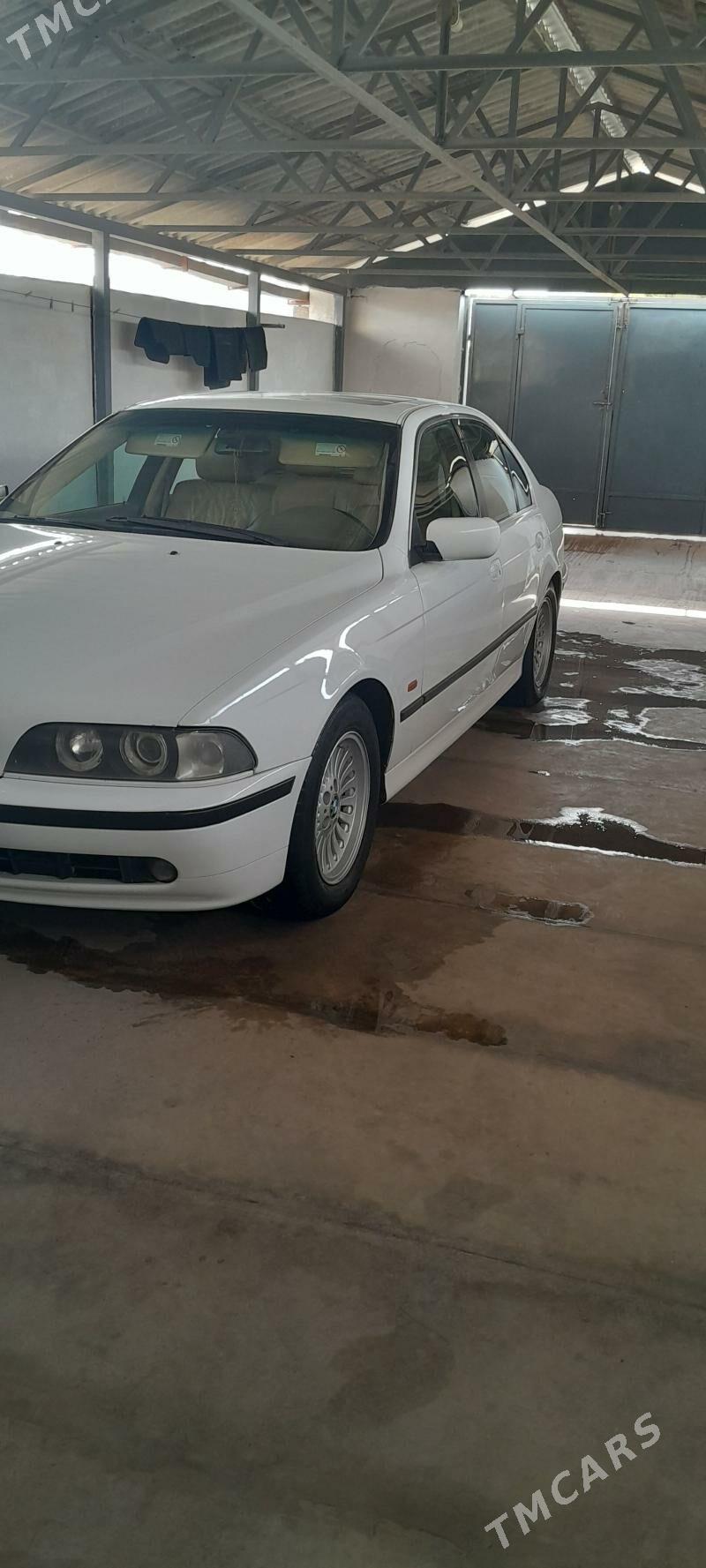 BMW 525 2003 - 150 000 TMT - Тагтабазар - img 5