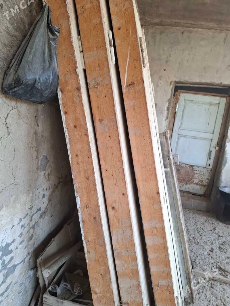 Agaç gapy - Mary - img 2