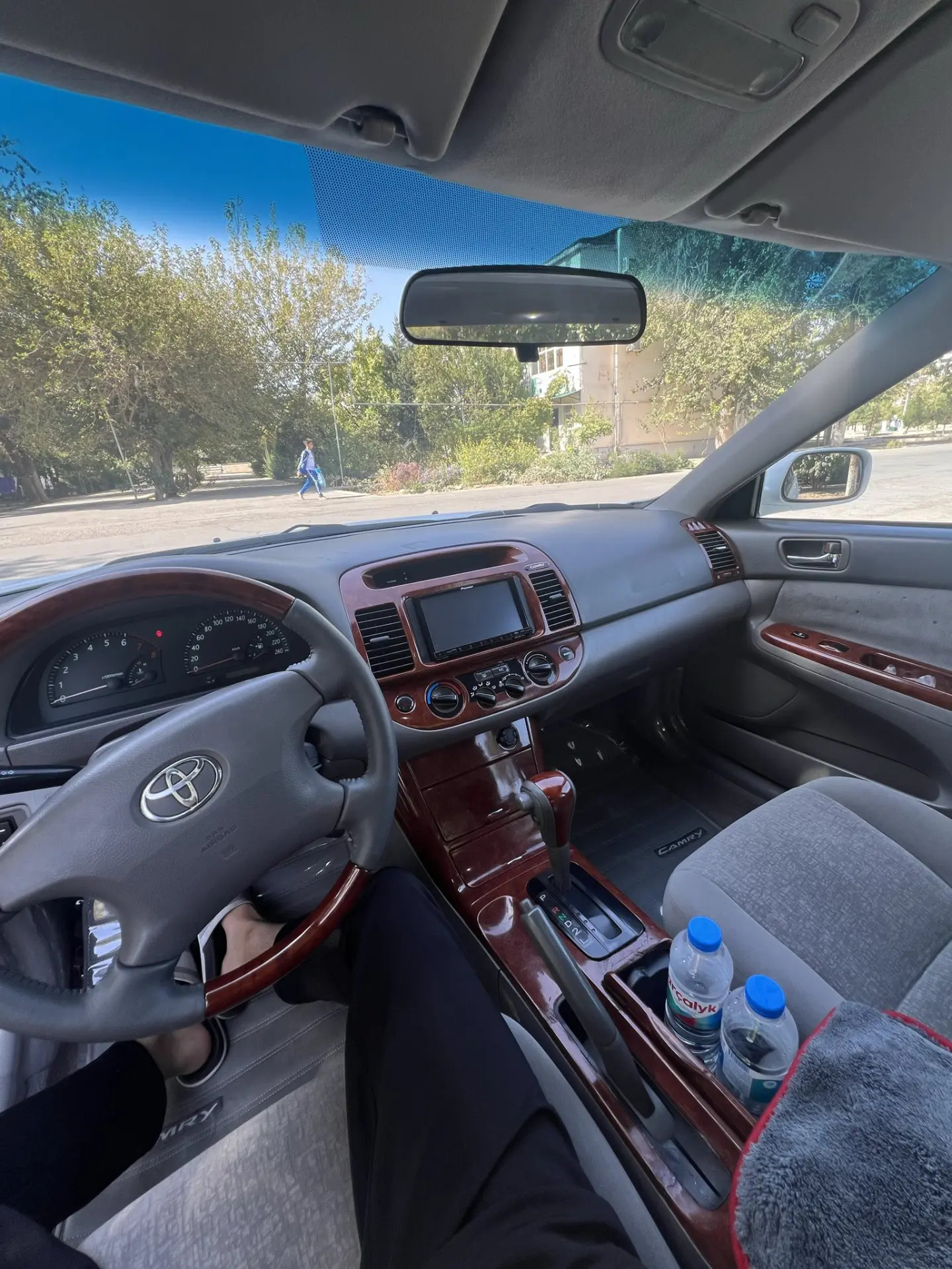 Toyota Camry 2005 - 220 000 TMT - Теджен - img 8