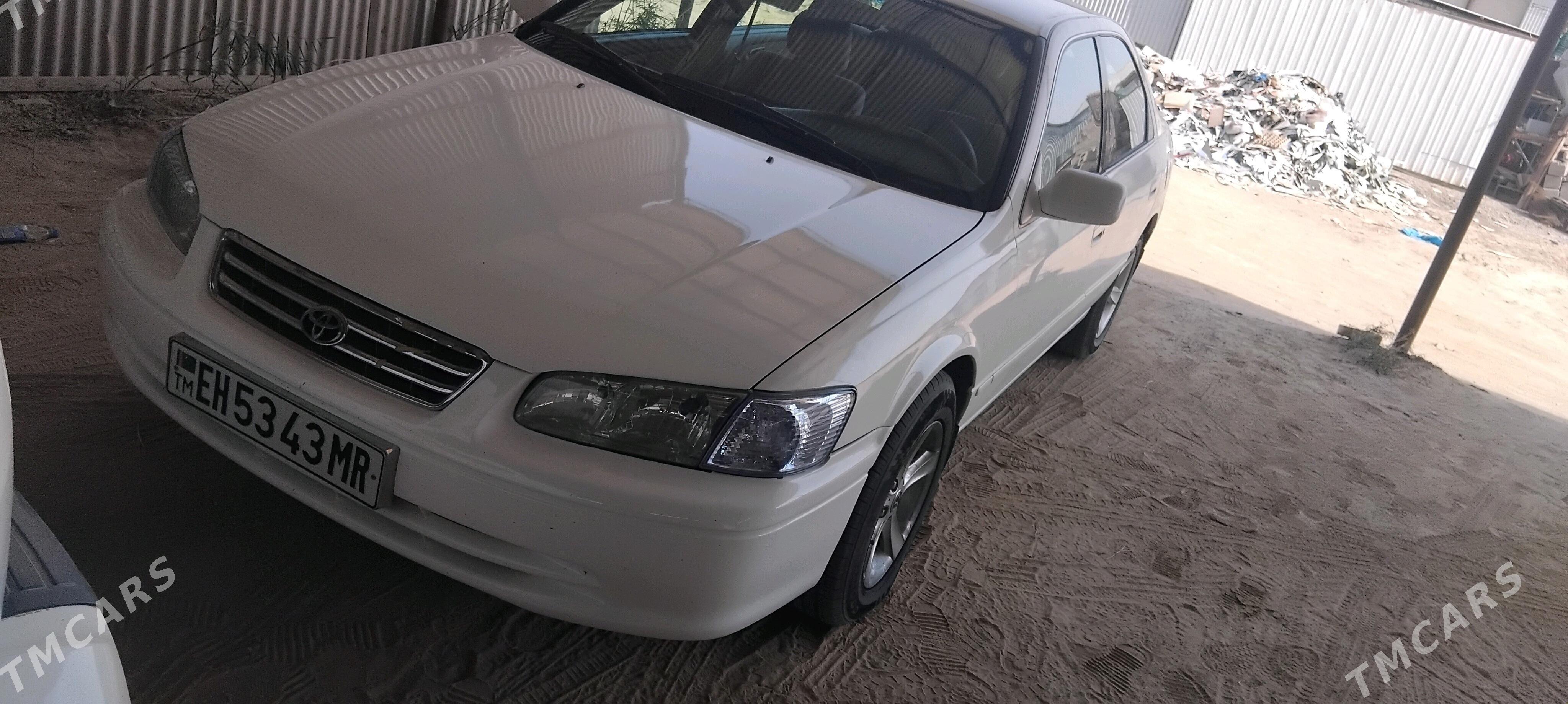 Toyota Camry 1998 - 125 000 TMT - Байрамали - img 1