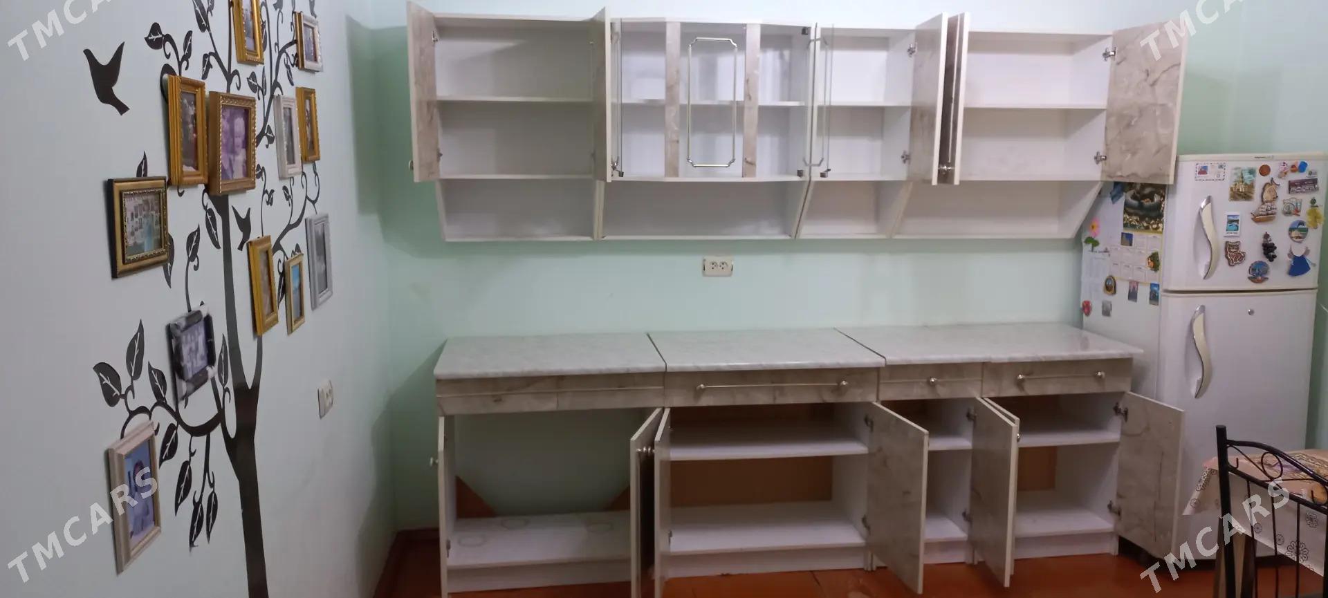 кухонный гарнитур - Ýolöten - img 3