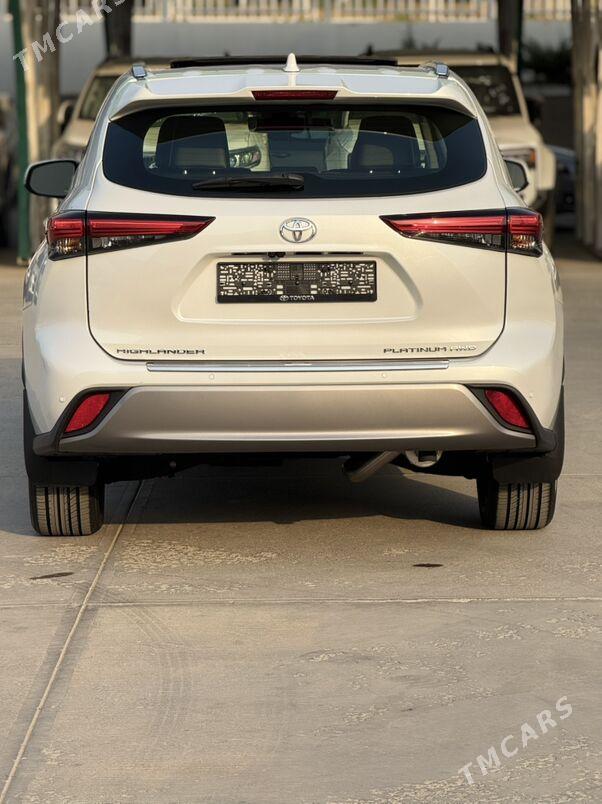 Toyota Highlander 2022 - 785 000 TMT - Aşgabat - img 4
