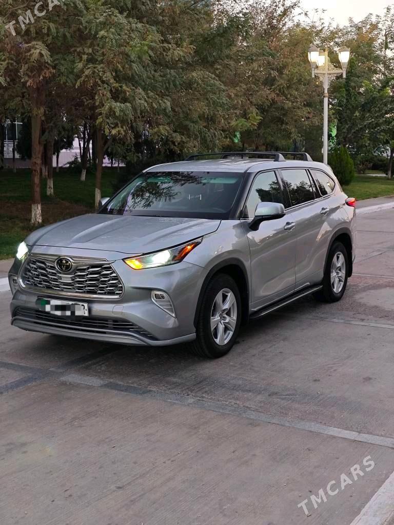 Toyota Highlander 2022 - 500 000 TMT - Мары - img 1