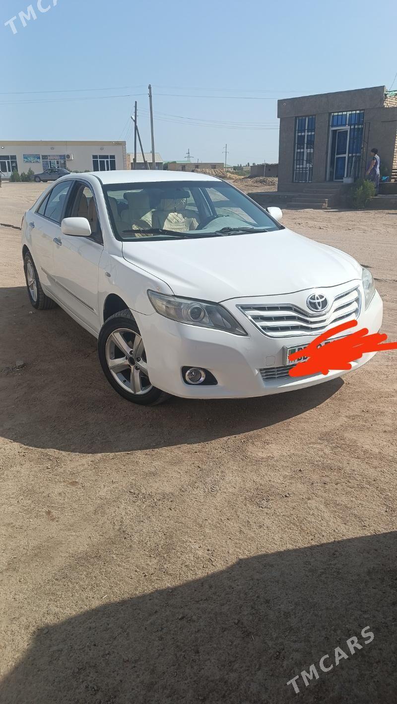 Toyota Camry 2011 - 190 000 TMT - Daşoguz - img 2