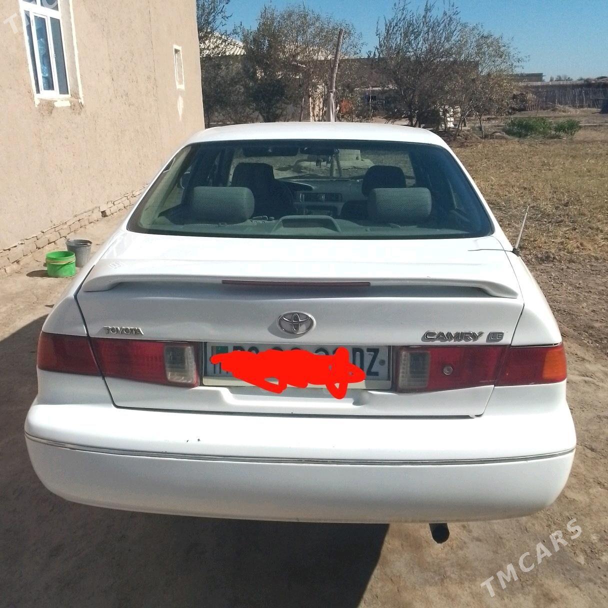Toyota Camry 2000 - 140 000 TMT - Гурбансолтан Едже - img 6