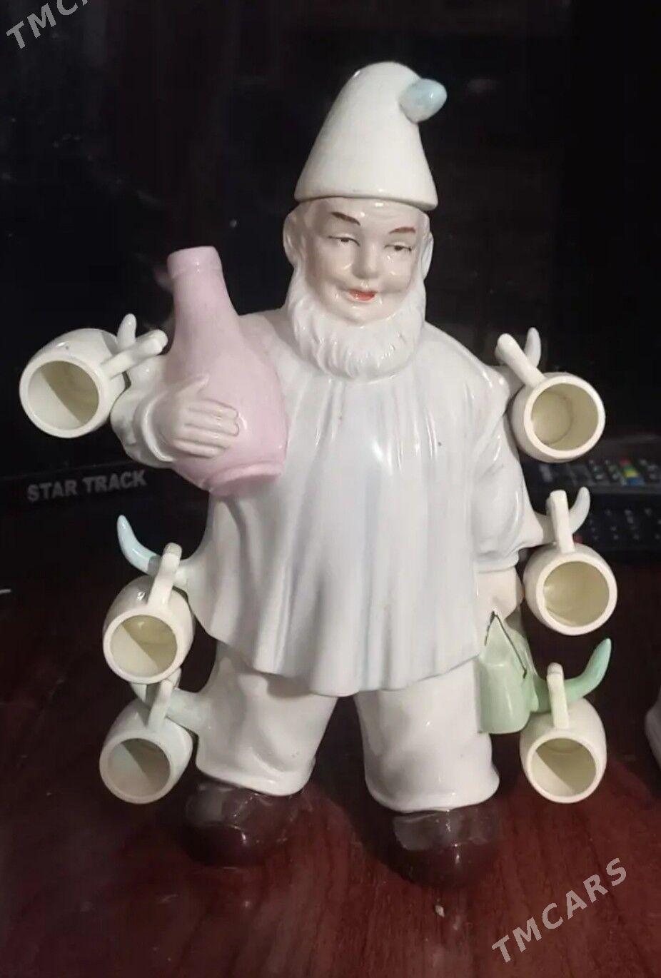 РЕДКАЯ СТАТУЭТКА ГДР/СЕРВИЗ. - Ашхабад - img 1