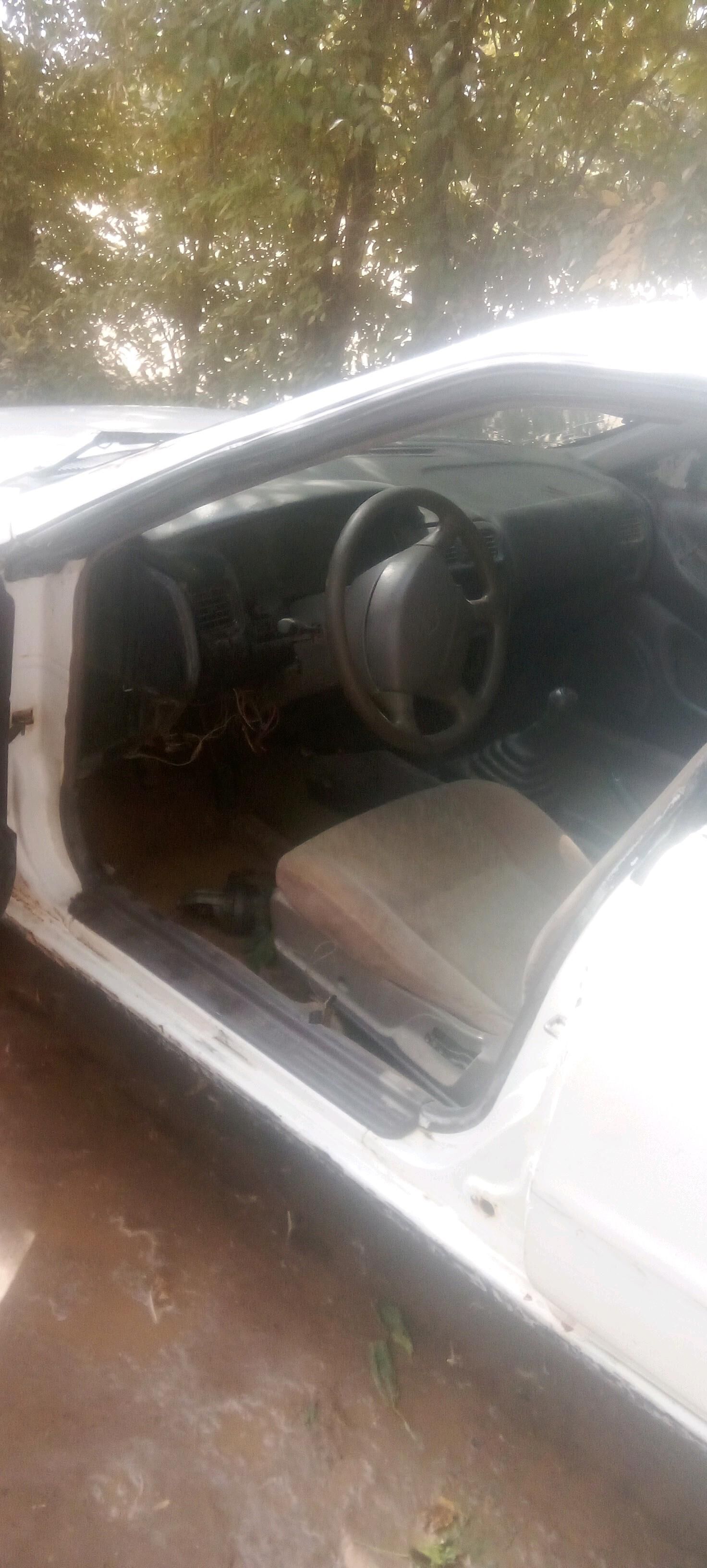 Nissan Primera 1996 - 5 000 TMT - Oguz han - img 7