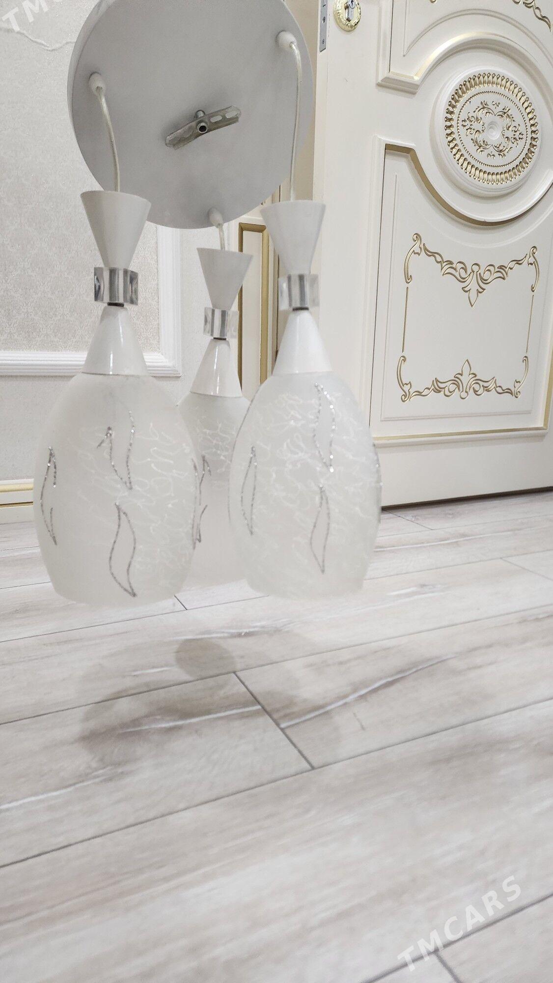 Lyustra ak renkli - Parahat 4 - img 1