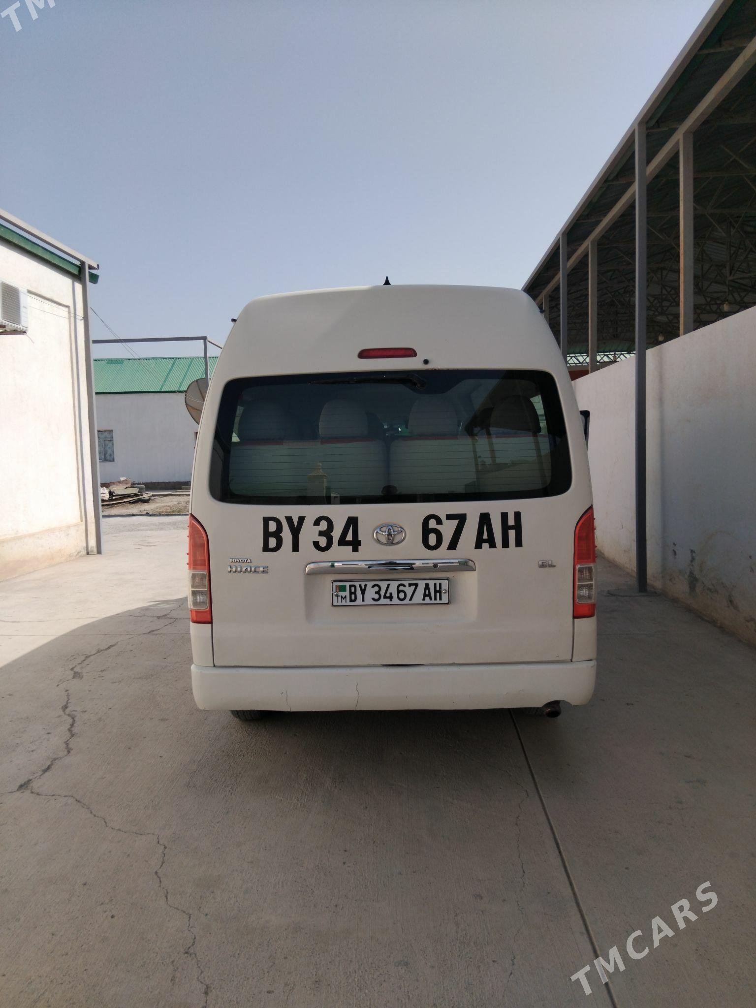 Toyota Hiace 2005 - 280 000 TMT - Гёкдепе - img 6