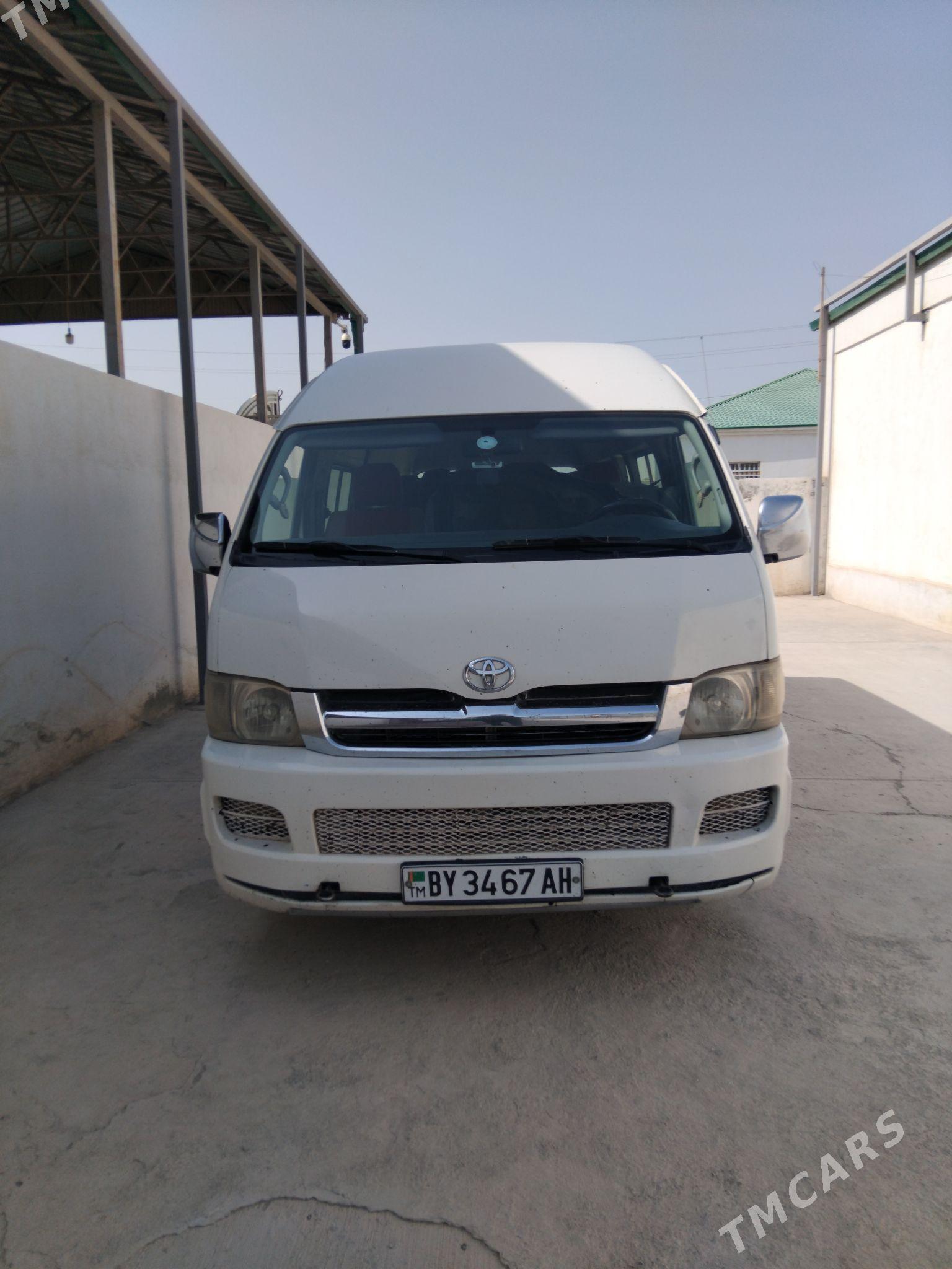 Toyota Hiace 2005 - 280 000 TMT - Гёкдепе - img 2