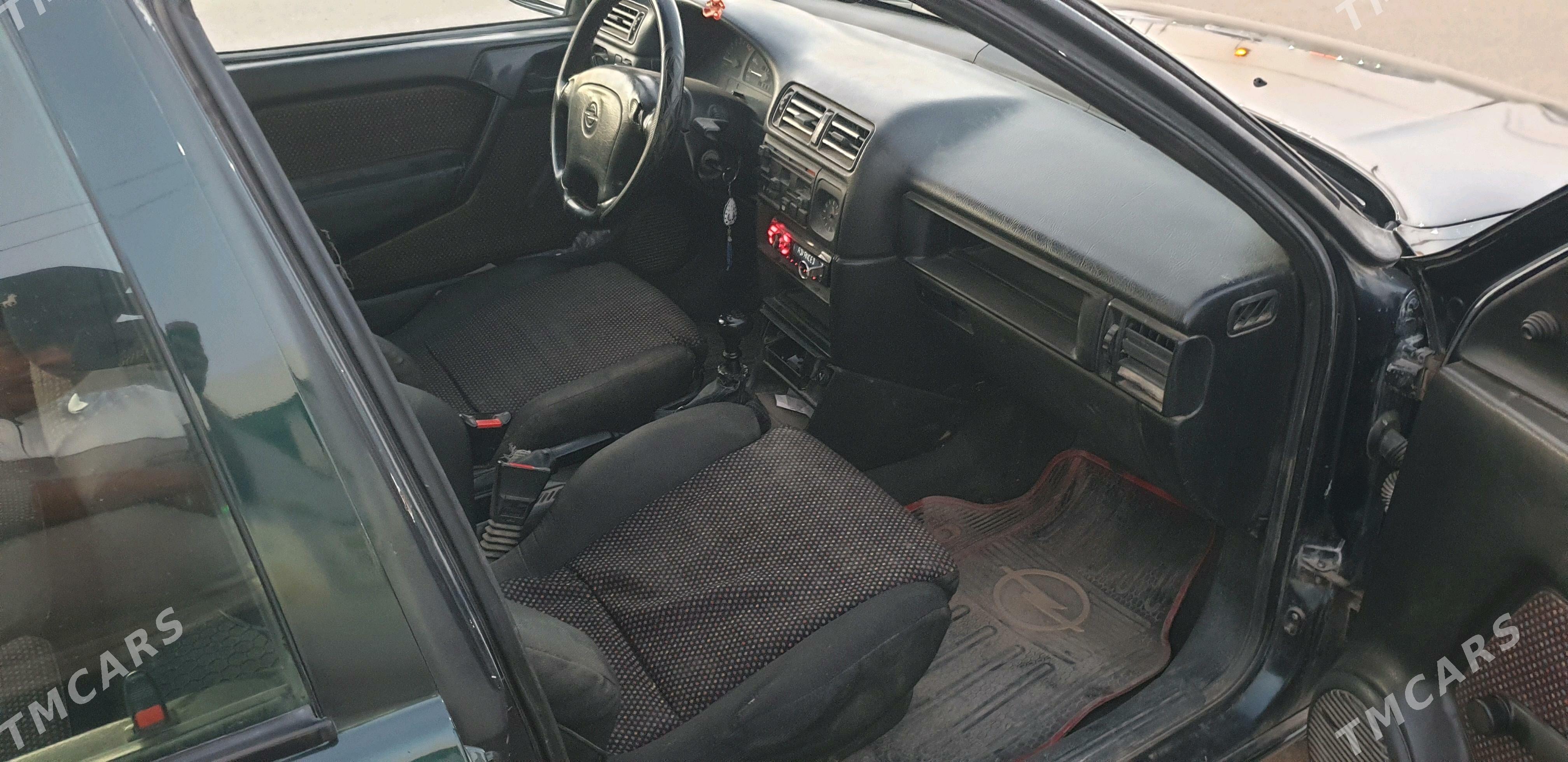 Opel Vectra 1994 - 40 000 TMT - Шабатский этрап - img 5