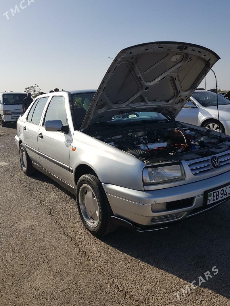 Volkswagen Jetta 1992 - 40 000 TMT - Туркменабат - img 1