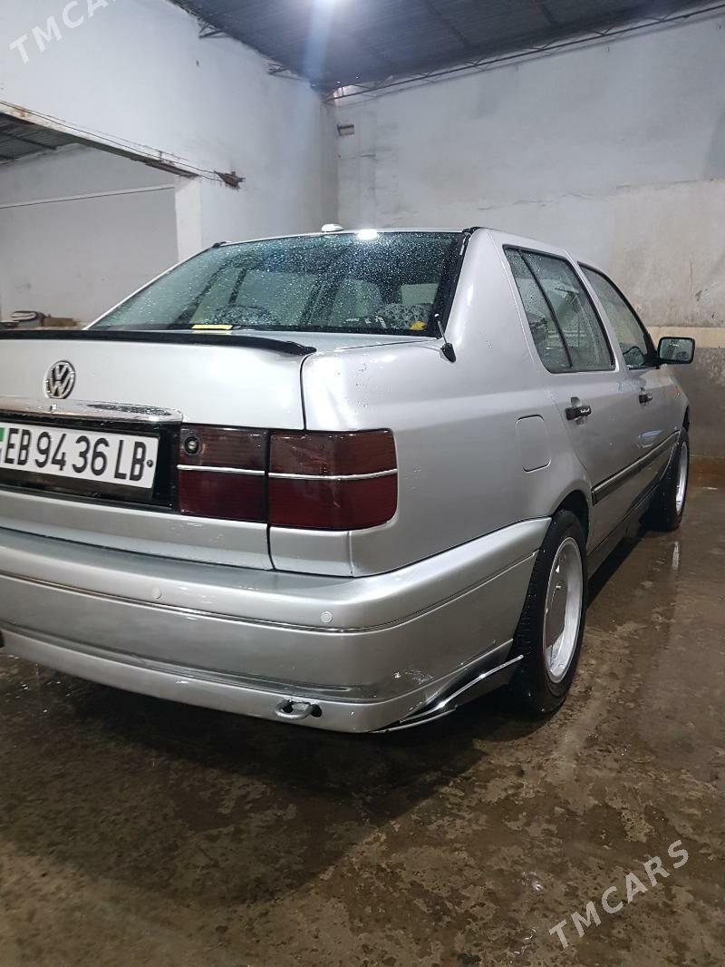 Volkswagen Jetta 1992 - 40 000 TMT - Türkmenabat - img 4