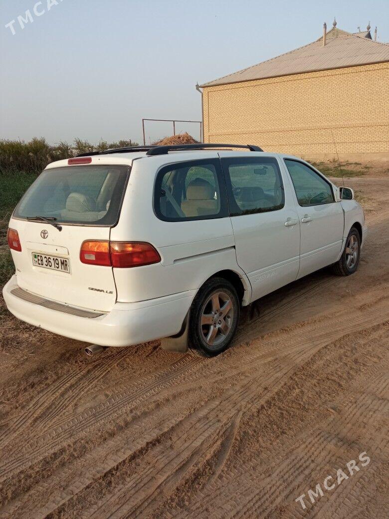 Toyota Sienna 1999 - 120 000 TMT - Мургап - img 6
