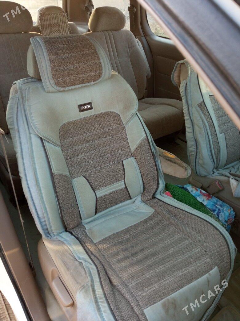 Toyota Sienna 1999 - 120 000 TMT - Мургап - img 4