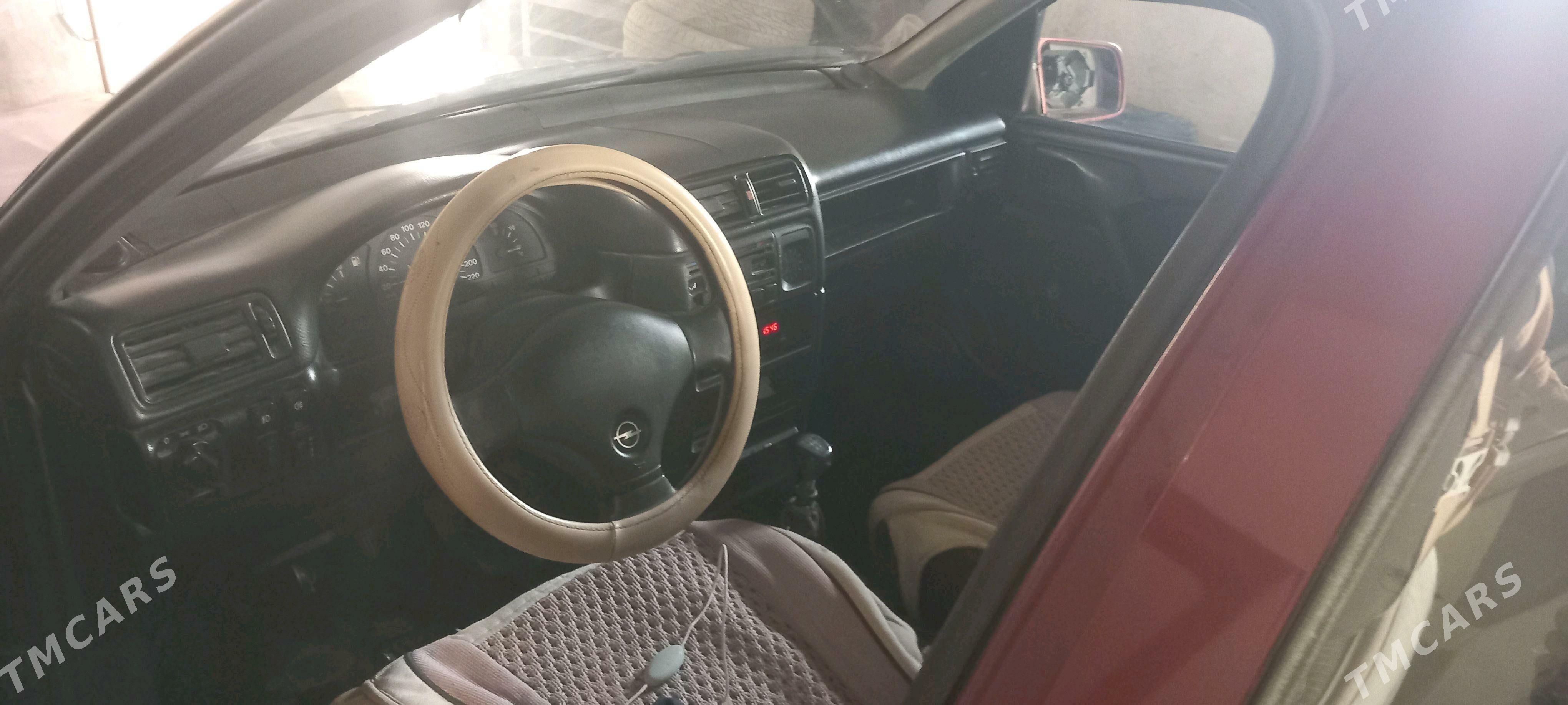 Opel Vectra 1993 - 25 000 TMT - Hojambaz - img 2