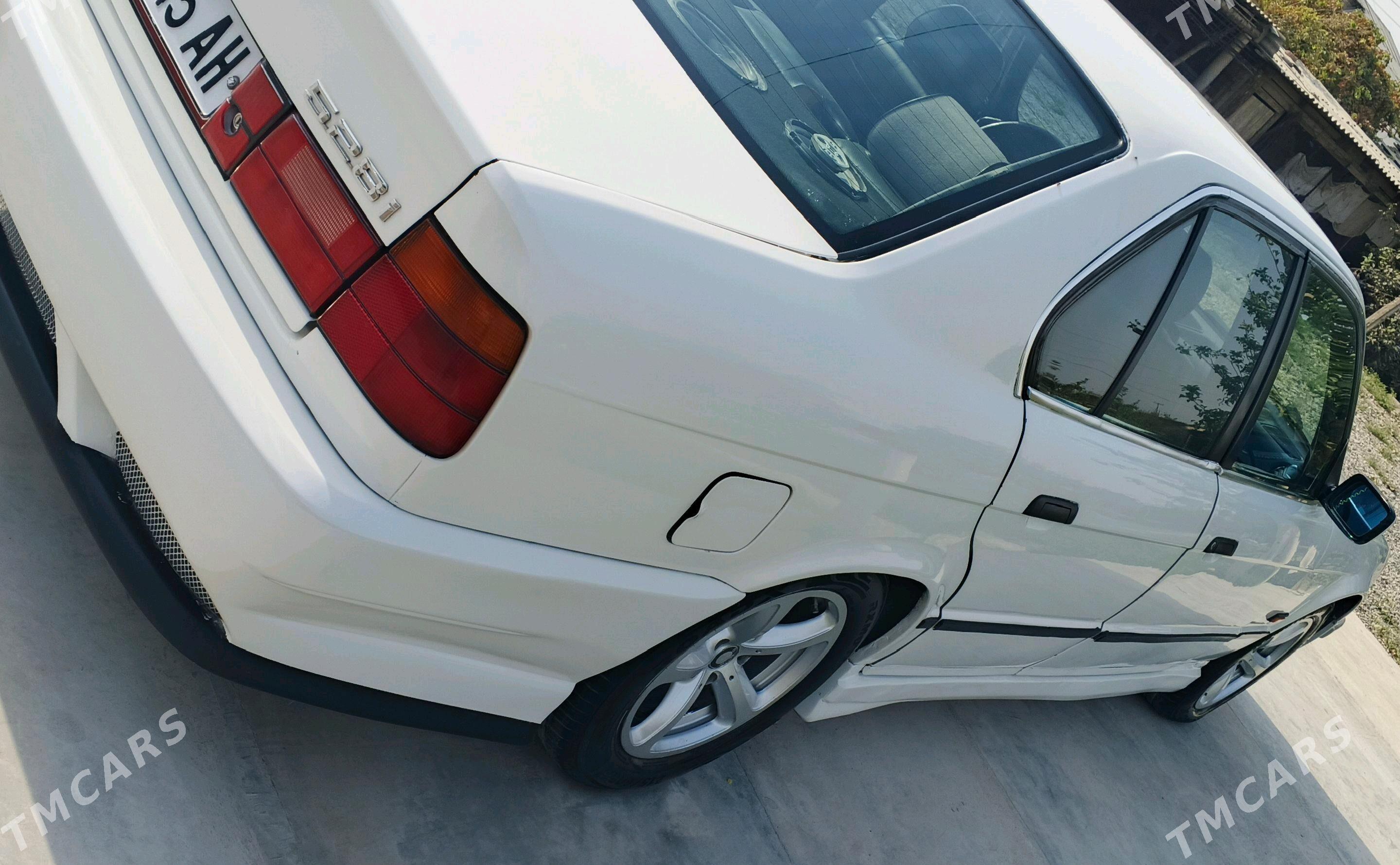 BMW E34 1992 - 75 000 TMT - Kaka - img 2