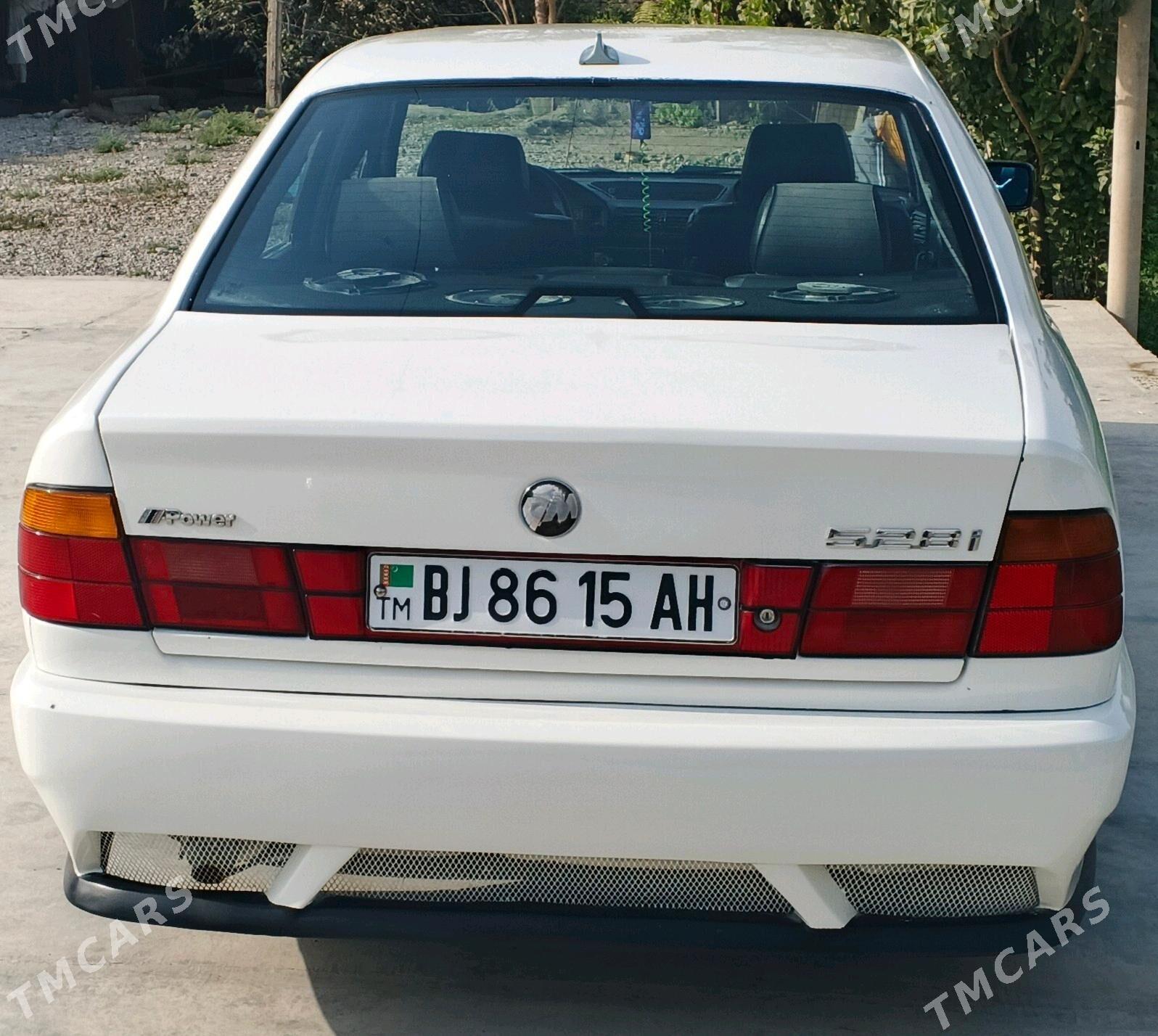 BMW E34 1992 - 75 000 TMT - Kaka - img 4