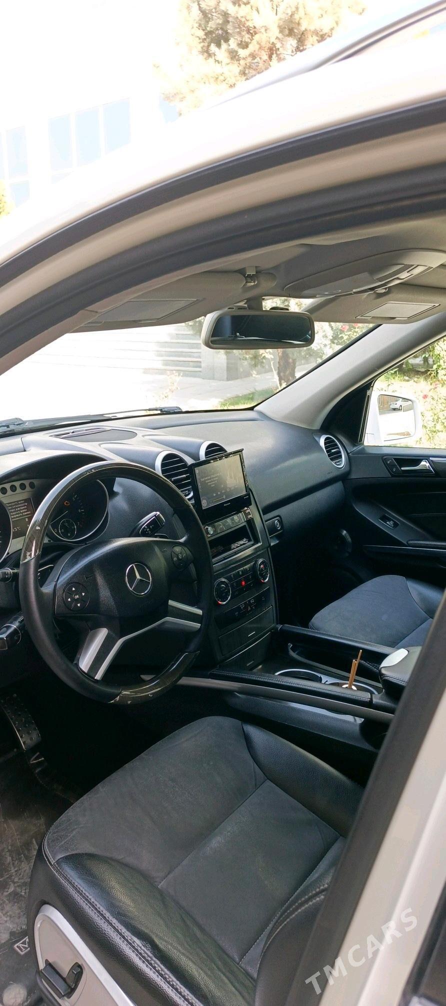 Mercedes-Benz ML350 2010 - 330 000 TMT - Мары - img 5