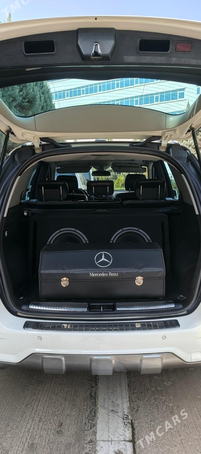 Mercedes-Benz ML350 2010 - 330 000 TMT - Мары - img 9