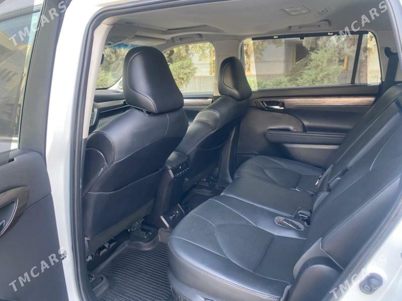 Toyota Highlander 2021 - 540 000 TMT - Мары - img 6