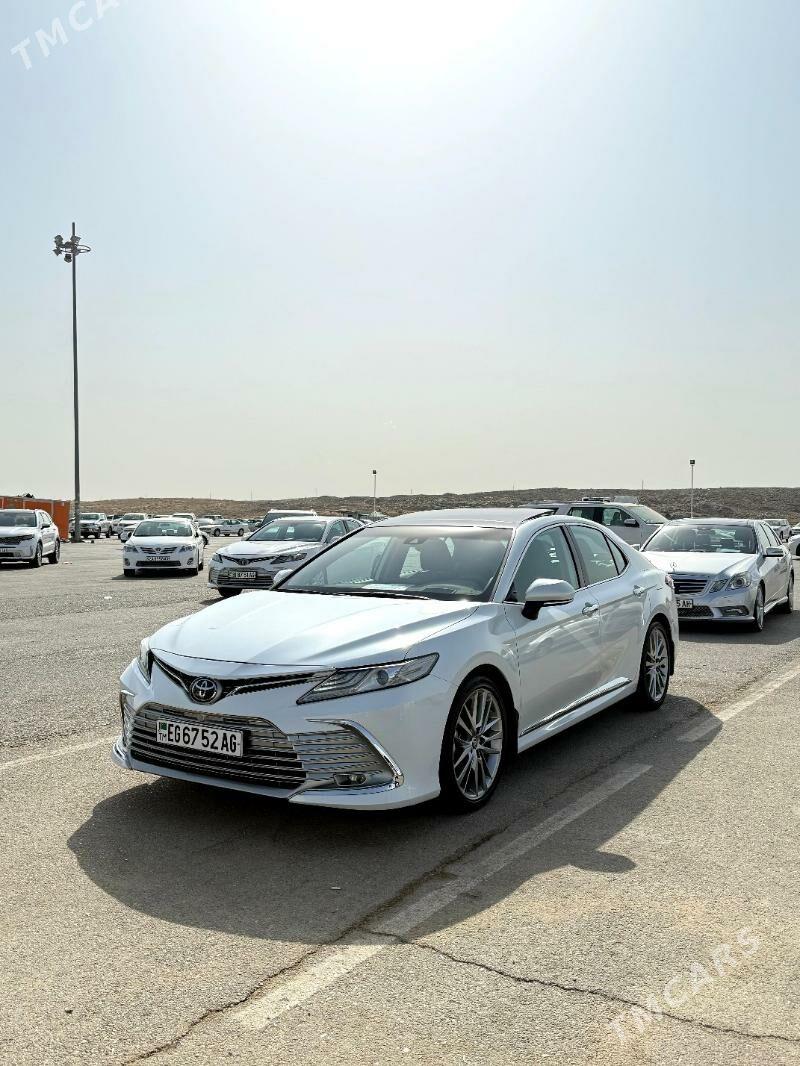 Toyota Camry 2023 - 507 000 TMT - Ашхабад - img 4
