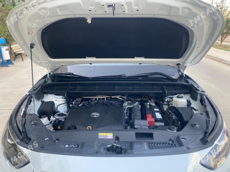 Toyota Highlander 2021 - 540 000 TMT - Мары - img 4