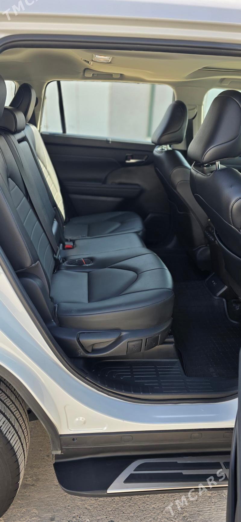 Toyota Highlander 2021 - 543 000 TMT - Gökje - img 9