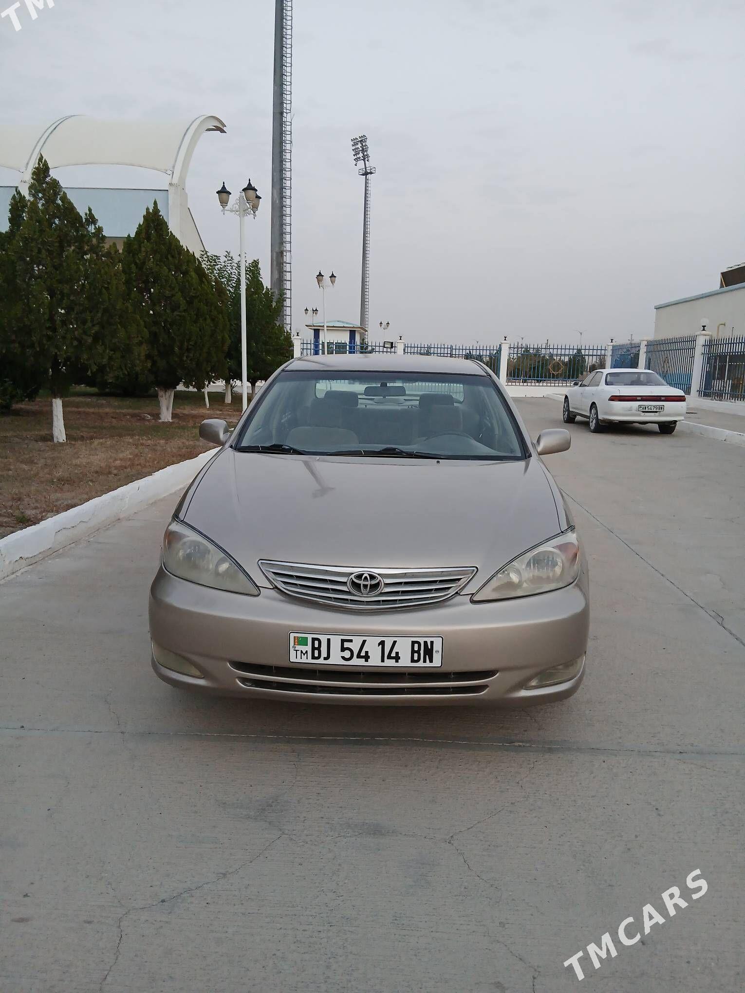 Toyota Camry 2003 - 150 000 TMT - Гызыларбат - img 3
