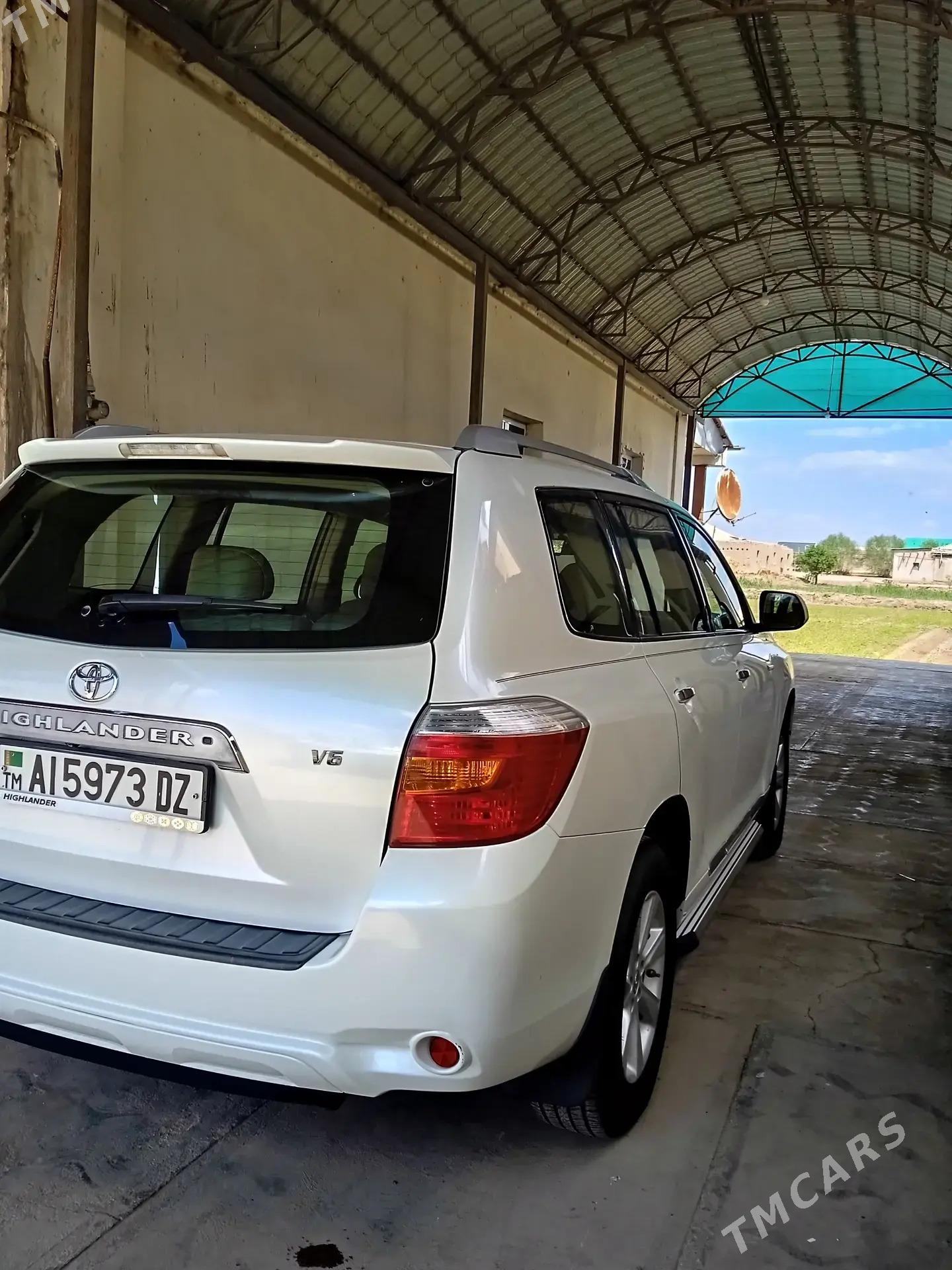 Toyota Highlander 2008 - 310 000 TMT - Gurbansoltan Eje - img 3