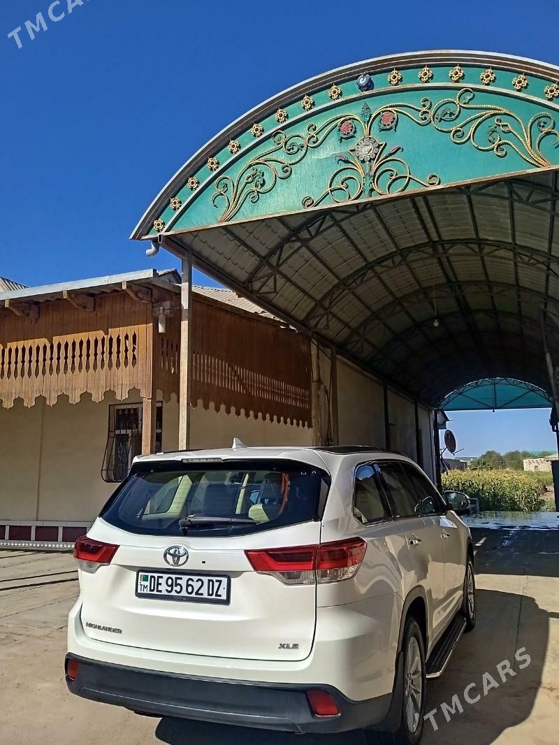 Toyota Highlander 2019 - 495 000 TMT - Gurbansoltan Eje - img 6