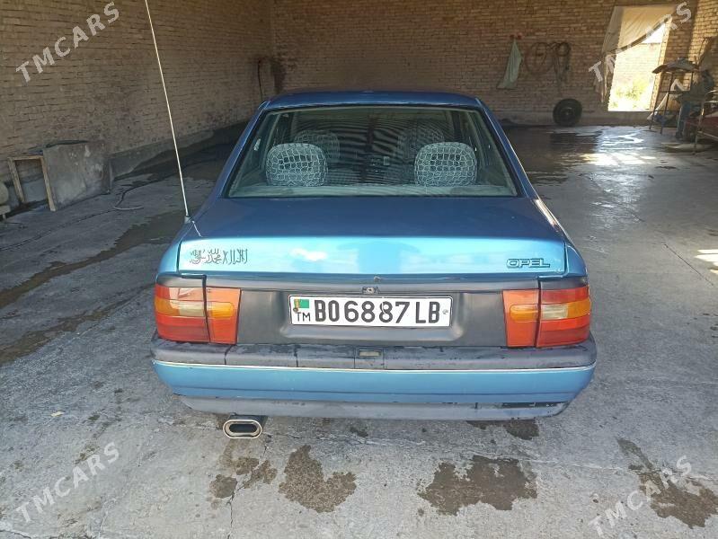 Opel Vectra 1991 - 25 000 TMT - Чарджоу - img 5
