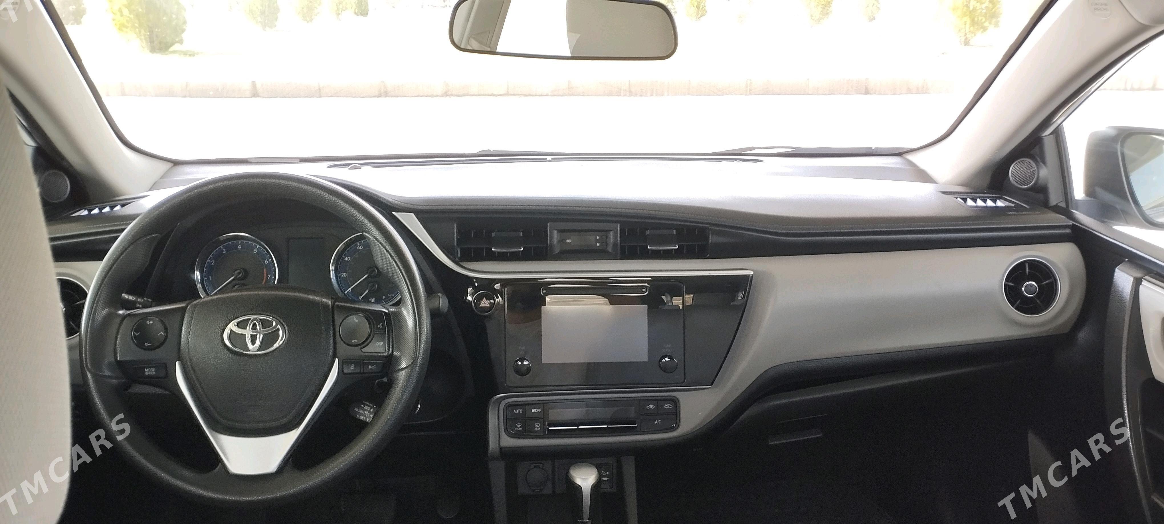 Toyota Corolla 2018 - 210 000 TMT - Туркменабат - img 8