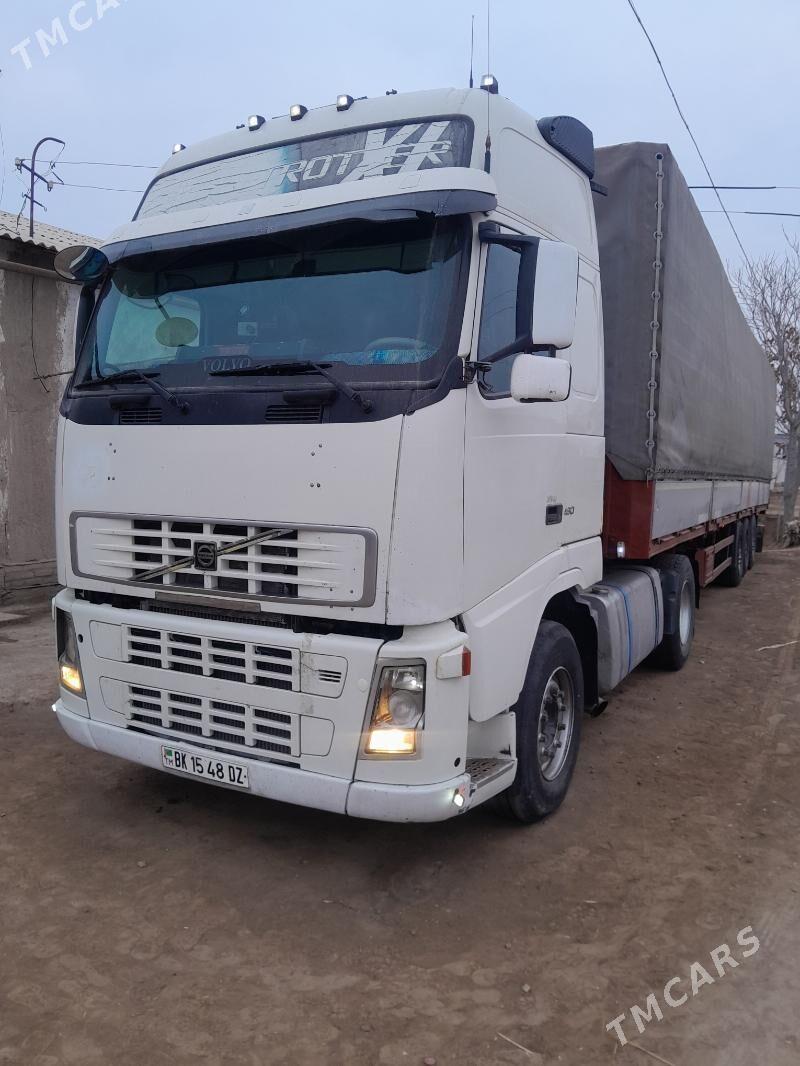 Volvo FH12 2004 - 800 000 TMT - Дашогуз - img 1