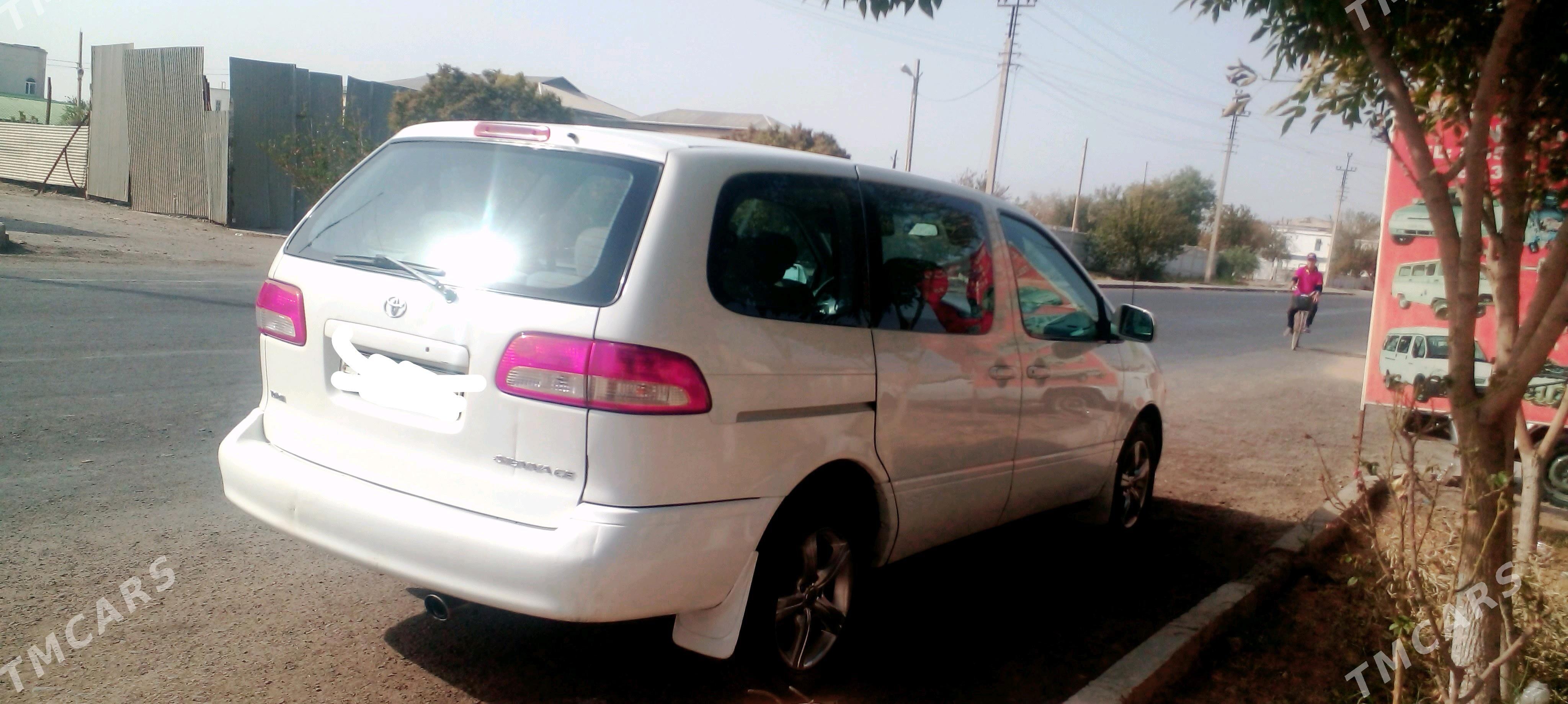 Toyota Sienna 2001 - 180 000 TMT - Шатлык - img 1