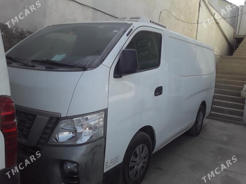 Nissan Urvan 2021 - 330 000 TMT - Мары - img 3