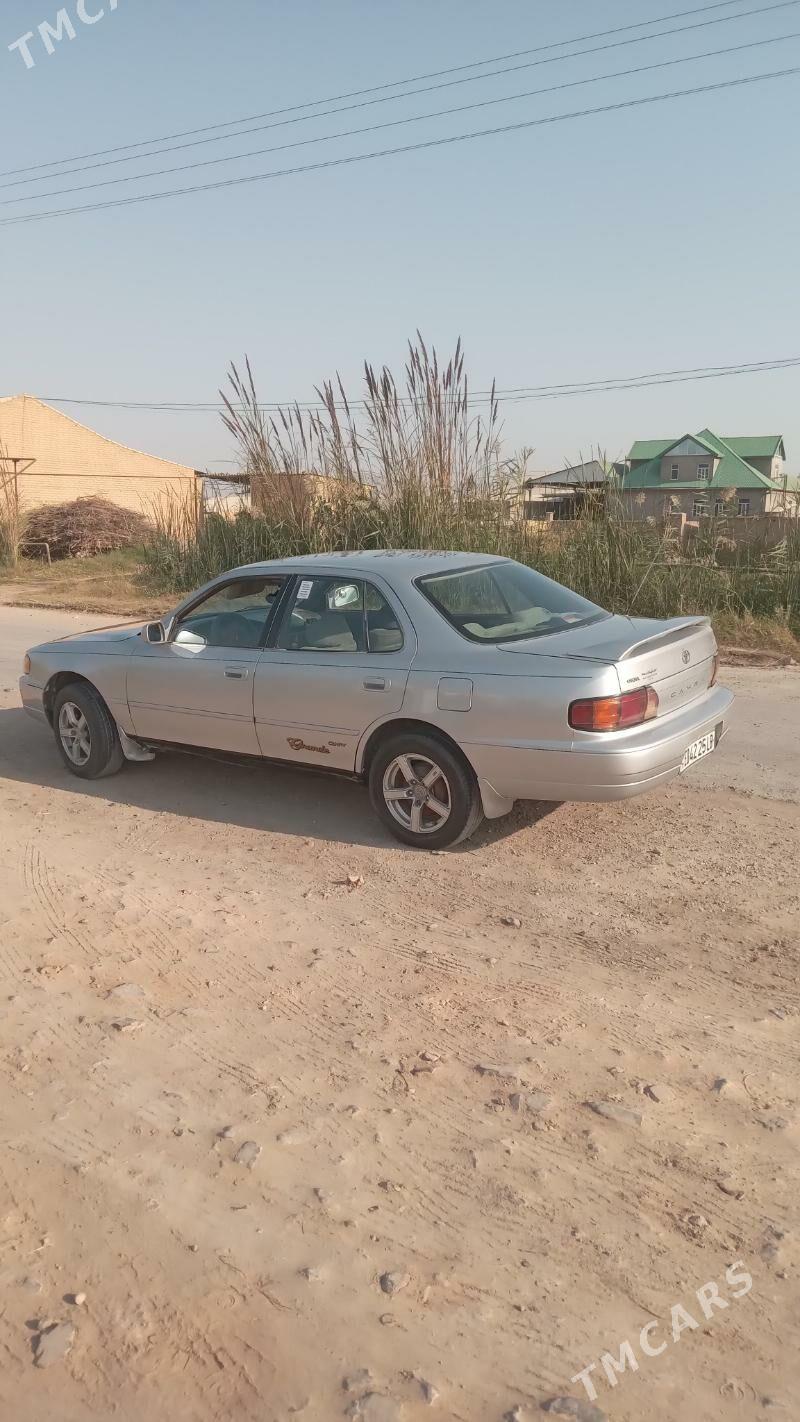 Toyota Camry 1993 - 75 000 TMT - Kerki - img 1